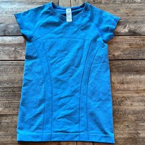 ivivva girls size 8 athletic shirt (Lululemon)